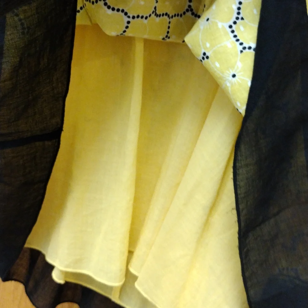Beautiful Teen/Ladies Yellow/ Black Flower Sundress sz 5 / 6 By Xoxo - Picture 4 of 11